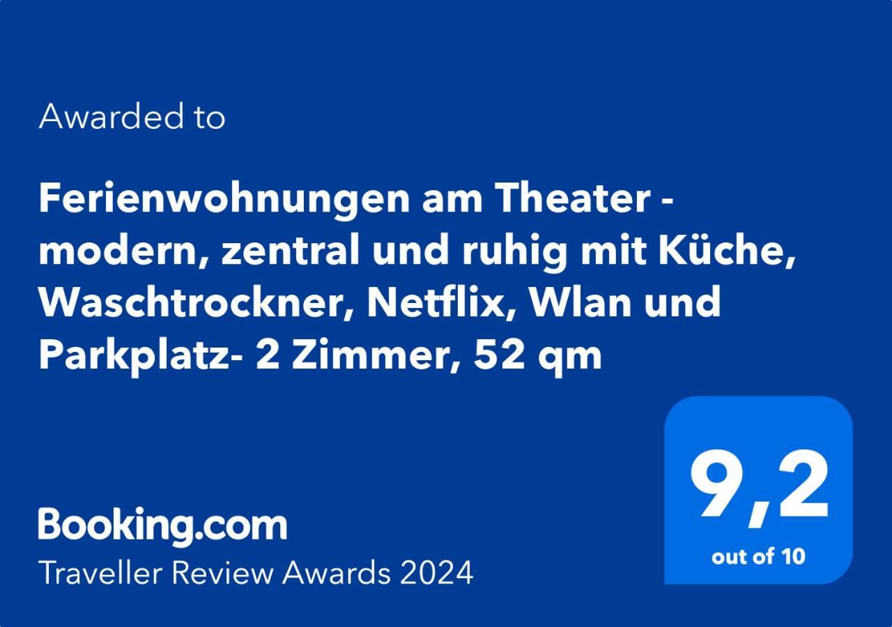 Ferienwohnungen Am Theater - Modern, Zentral Und Ruhig Mit Kueche, Waschtrockner, Netflix, Wlan Und Parkplatz- 2 Zimmer, 52 Qm コットブス エクステリア 写真